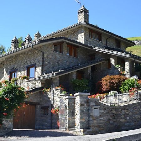 B&B Les Fleurs Gignod Luaran gambar