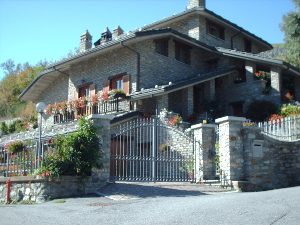 B&B Les Fleurs Gignod Luaran gambar