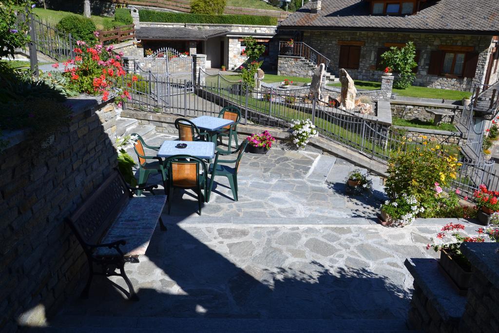 B&B Les Fleurs Gignod Luaran gambar