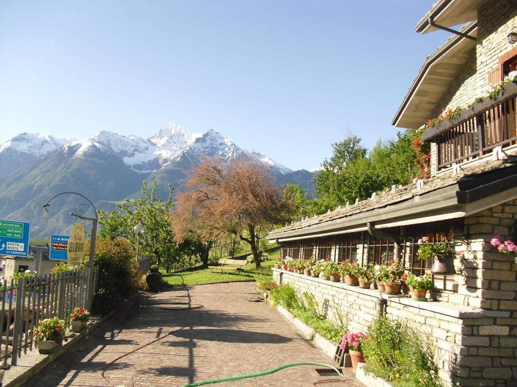 B&B Les Fleurs Gignod Luaran gambar