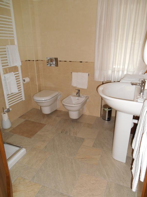 B&B Les Fleurs Gignod Luaran gambar