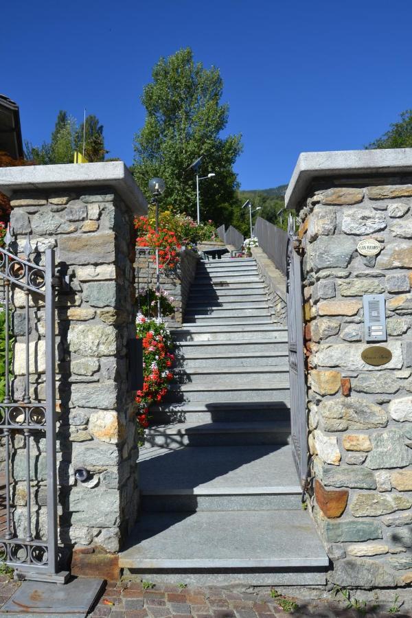 B&B Les Fleurs Gignod Bilik gambar